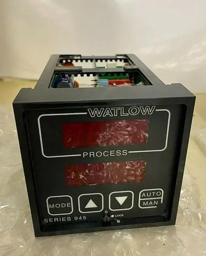 WATLOW SERIES 945 945A-3KA3-B000