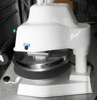 Doughpro Proluxe Dp3300 Pizza Dough Press NSF Automatic Upper Heated Platen, 18″ automatic dough press.