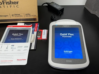 Used Invitrogen / Thermo Fisher Scientific Q33326 Spectrophotometer (UV-Vis, Fluor) Missouri US | BioLabTek #1366017
