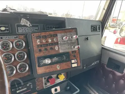 Used 1999 KENWORTH W900L Conventional trucks New York US | Proxy Equipment #1425994