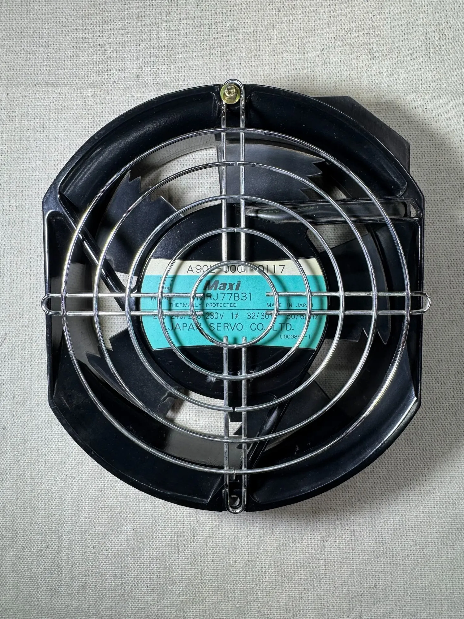 USED MAXI A90L-0001-0117