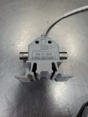 Allen Bradley ControlNet Y228 Supplier Tap Connector Cable. 3D-22