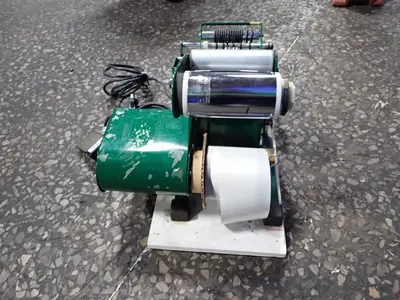 The Green Machine  6" Label Applicator