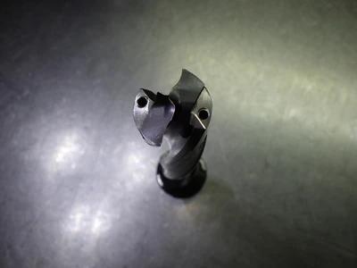 Kennametal 0.875" Indexable Drill 1" Shank KSEM0875R5SSF100 (LOC3422)