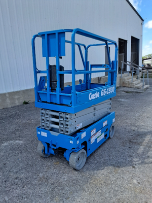 USED 2018 Genie GS-1930