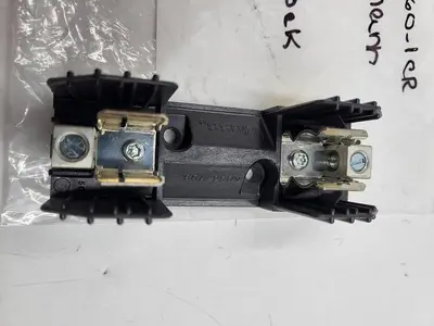 New | in-Stock BUSSMANN BUSSMANN FUSEBLOCKS & HOLDERS, CLASS R SERIES R25060-1CR 1-P, 60A/250V MAX Misc Electrical & Power Parts | ND Industrial Surplus #1216869