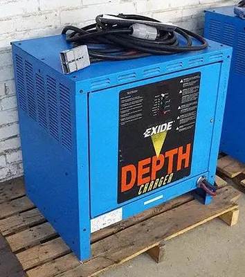 USED EXIDE D3E-18-1400, TYPE LA 36 VOLT BATTERY CHARGER