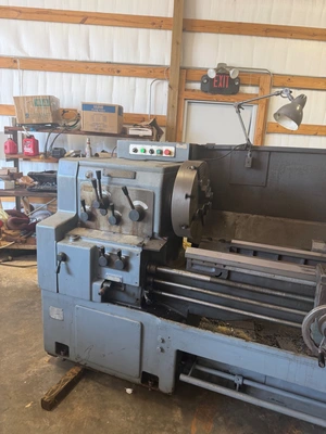 WHACHEON 20-1/2G X 60 Engine Lathes | PM Machines (3)