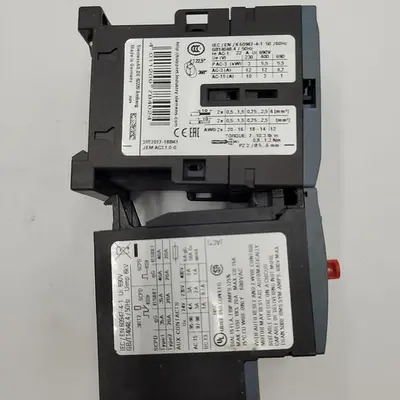 USED SIEMENS SIEMENS 3RT-2017-1BB41 CONTACTOR & THERMAL OVERLOAD RELAY 3.5 - 5.0 AMP
