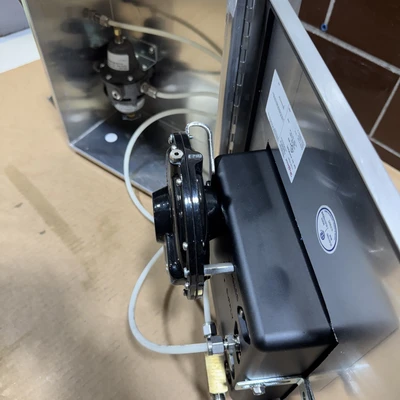 USED Ametek Model 40 11BS7255-4360ABADBL