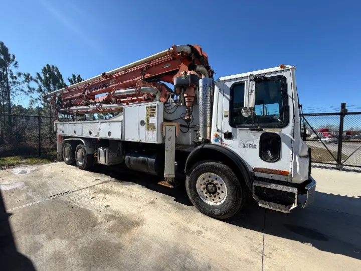 Used 2003 SCHWING BPL2525-5KVM39X Concrete Pumps Colorado US | Concrete Pump Depot #1393925