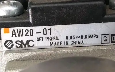 SMC AW20-01 + AV2000-02-5DZ + VHS20-01 Loc6C11