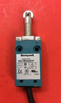 Honeywell NGCPB10AX01P Limit Switch Metal 1M Cable Roller Plunger 10A 6A