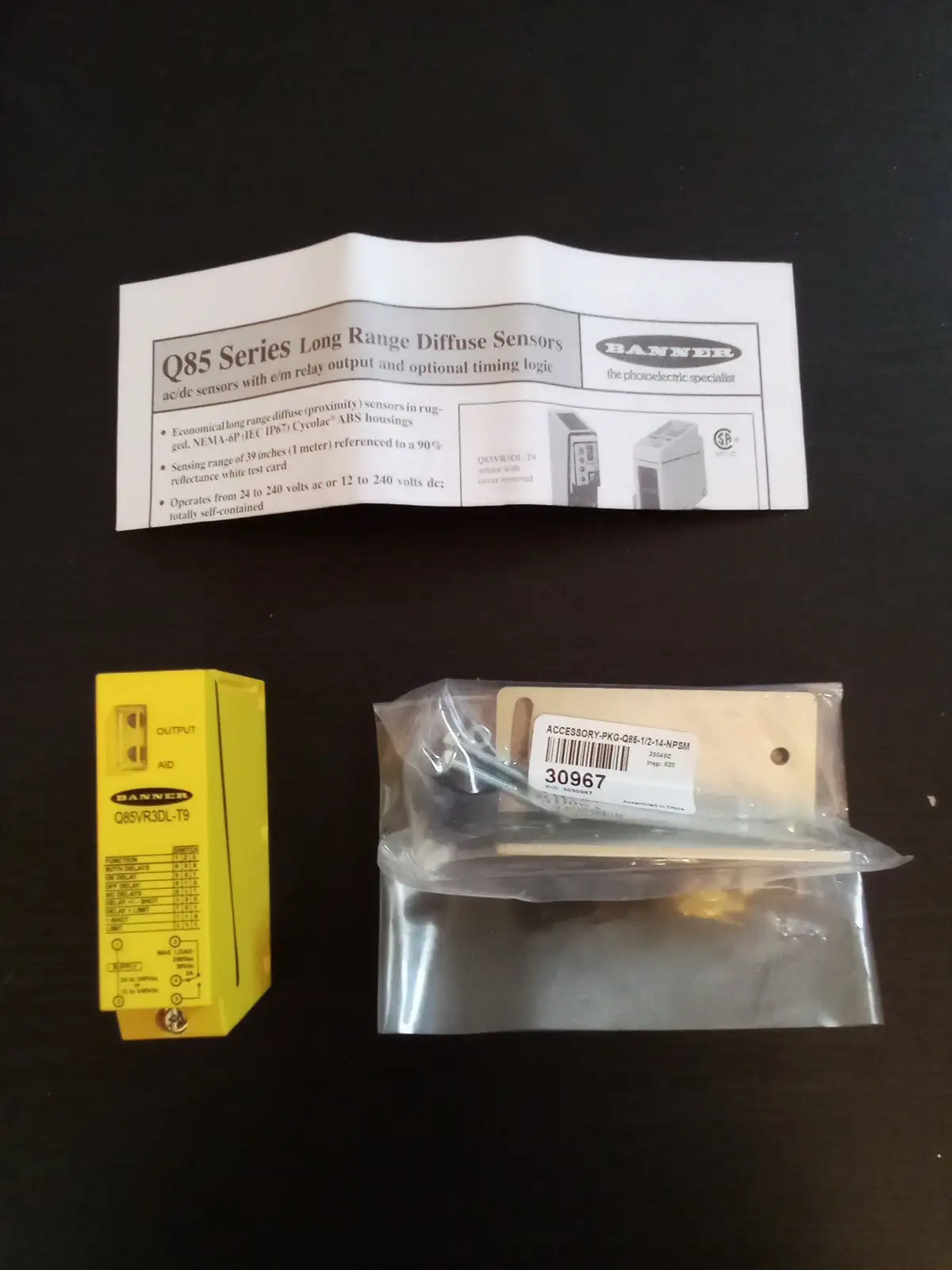 Used Banner 31537 Photoelectric Sensors US | Infinity wholesale & Supply LLC #1305700