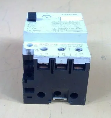 Siemens 3VU1300-1MH00 3 Pole Motor Starter / Protector 4H