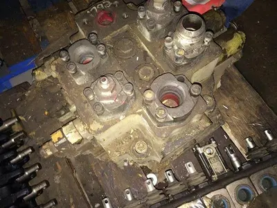 Used INGERSOLL-RAND 57096232-U MAIN VALVE Pump & Valve Parts Pennsylvania US | East West Machinery & Drilling #1416967