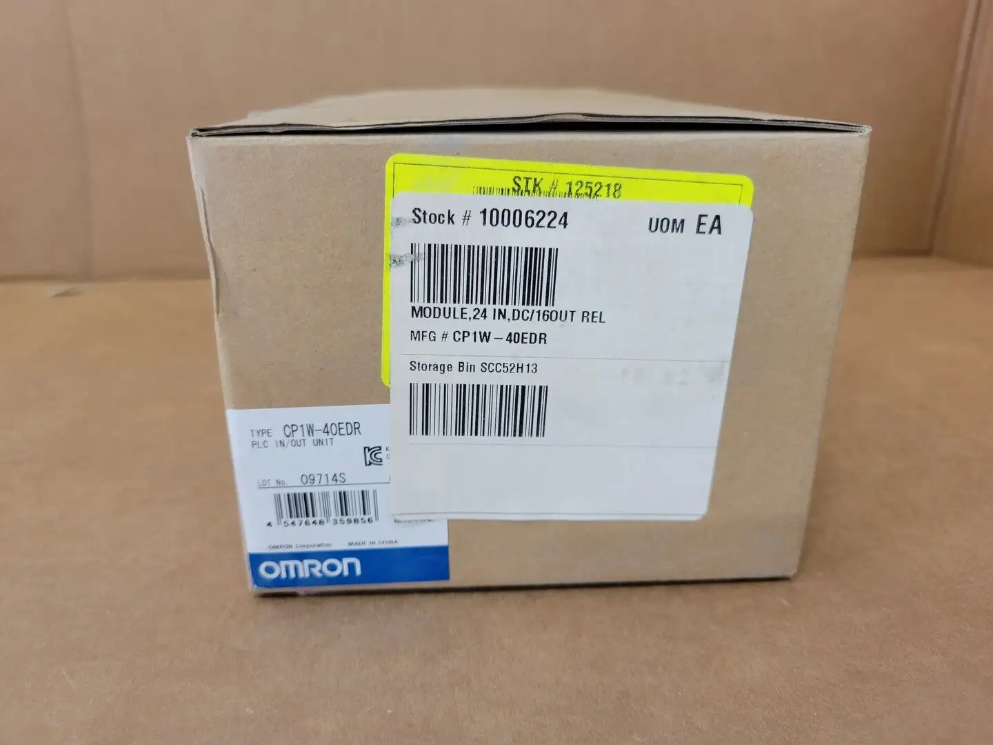 NEW OMRON CP1W-40EDR