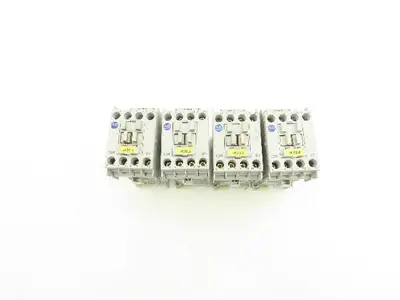Allen Bradley 100-C09D*01 IEC Contactor 9A 3-Pole 600V 24VDC Coil  Lot of 4