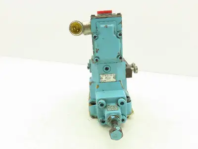 Toyo-oki HLD3-2CSG40-G3EC-04B Directional Solenoid Valve HD3-42SG-BcA-025A 120V