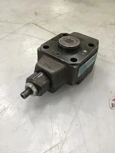 Used VICKERS CVCS16C1S2W25011 Valves/Fittings Michigan US | Ideal Machinery #595351