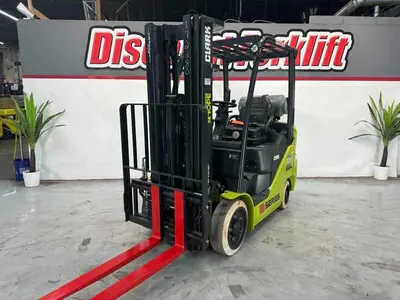 USED 2024 CLARK S25CL