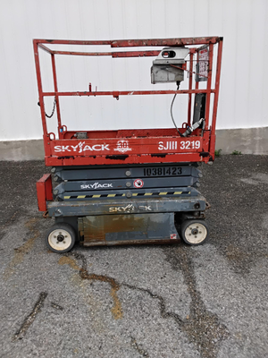 USED 2015 Skyjack SJ3219
