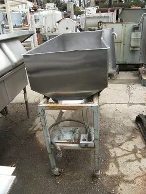Table, S/st, Bin, Agit, 24" x 60", C/st Frame #S740340
