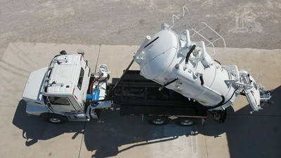 Used 2019 VOLVO VHD64B200 Vacuum Truck Texas US | Roll Off Truck World #1491998