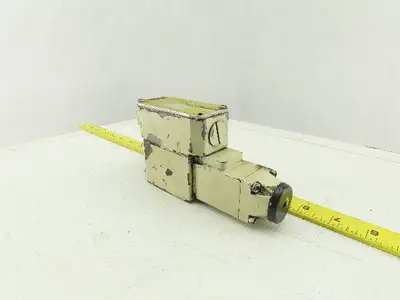 Rexroth 4WE6D51/AW120-60N9D/5V Hydraulic Solenoid Control Valve
