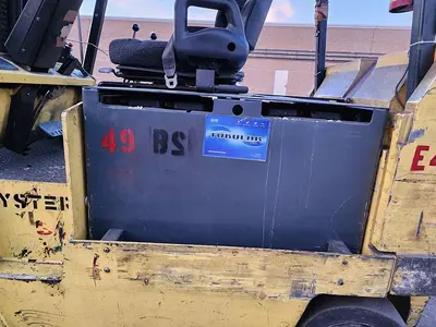 USED 2004 HYSTER E100XL3S