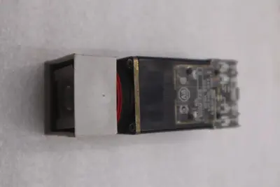 ALLEN BRADLEY BULLETIN 800MS-X0165 SERIES A STOCK #K-3694