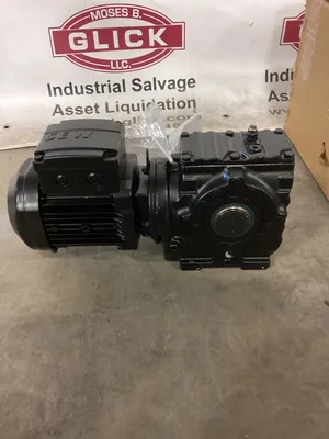 Sew-Eurodrive SA47 DR63LA Gear Drive/Speed Reducer 0.25kW 201:1 3PH -NIB
