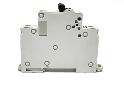 Used Schneider C6 Circuit Breakers Michigan US | Maverick Industrial Sales #1494881