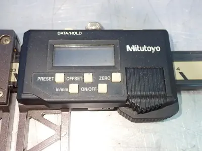 Used MITUTOYO 552160 Digital Calipers Ohio US | HGR 24 #1233319