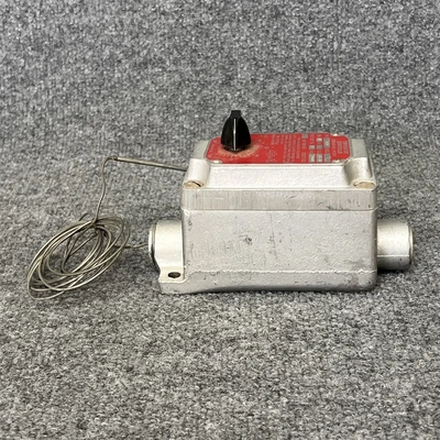 Used Johnson Controls A19AUC-2 Estate & Personal Property California US | Davliegogo LLC #1730155