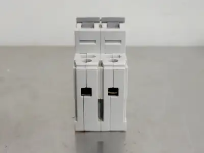 USED ALLEN-BRADLEY 1492-CB2 G020