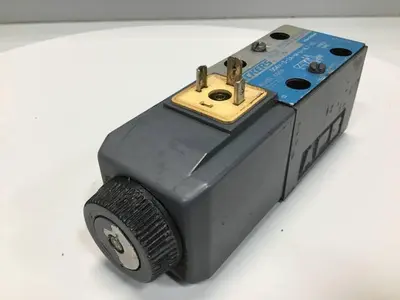 USED VICKERS DG4V32AMUHL760