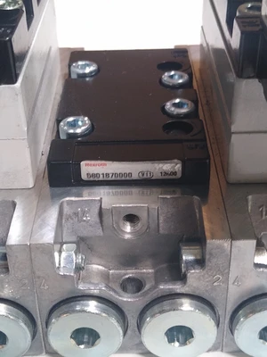 USED Bosch/Rexroth 1825503287+  0820019980 +  581100000-