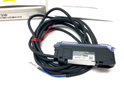 USED KEYENCE DIGITAL FIBER AMPLIFIER MAIN UNIT, CABLE TYPE, PNP