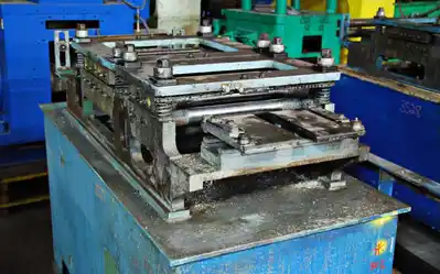 12″ ARDCOR 16-Roll Stock Straightener