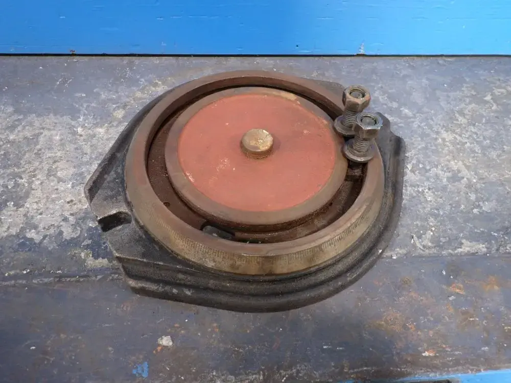 8 1/2" Swivel Base