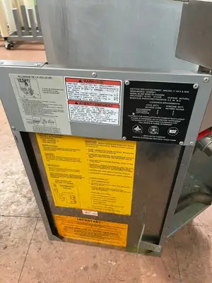 Used Vulcan Used Vulcan 1VEG35M-1 Natural Gas 35-40 lb. Floor Fryer with Millivolt Controls - 70,000 BTU Cookers / Coolers / Fryers Illinois US | Falcon Restaurant Supply #1375782