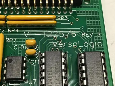 USED VERSALOGIC VL-1225/6