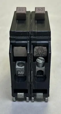 USED CUTLER-HAMMER CH230