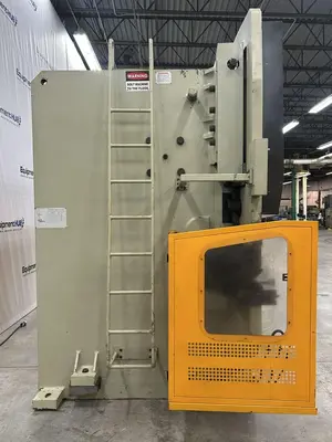 Used US INDUSTRIAL US33013ACR Press Brakes Georgia US | The Equipment Hub #1125154