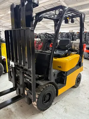Used 2016 YALE GLP030VX Internal Combustion Forklifts: Pneumatic Tire Texas US | 4K Lift Co #1573786