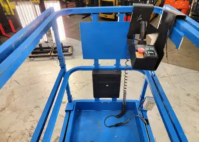 USED 2013 GENIE GS-2632
