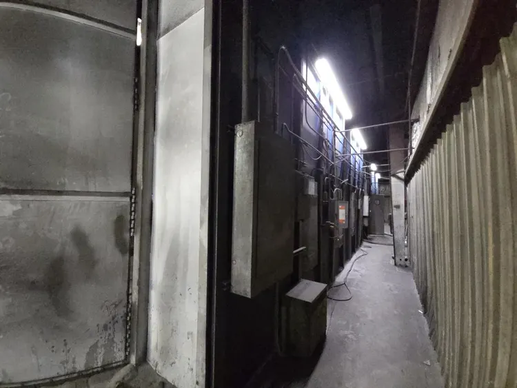 Used _UNKNOWN_ _UNKNOWN_ Blast Room (Manual Booth) Ohio US | IRS Auction #1186368