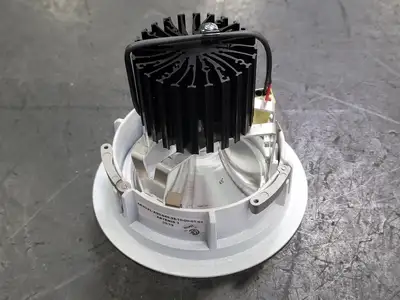 NEW LUMINII AR3D-FL-A90-645-35-10-00-01-01