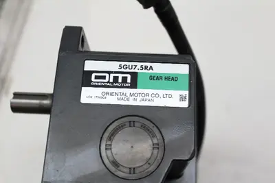 Oriental Motor USM590-511W-1 Speed Control Motor w/ Right Angle Head 5GU7.5RA